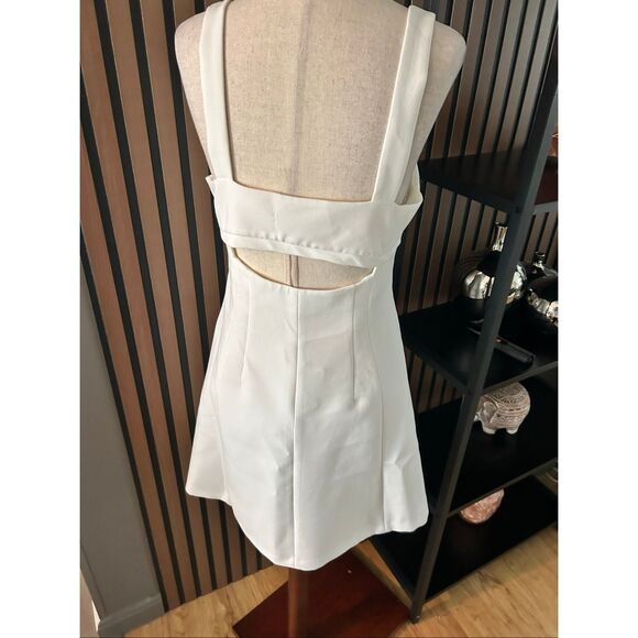 Zara white A line body countering dress size M - Picture 4 of 6